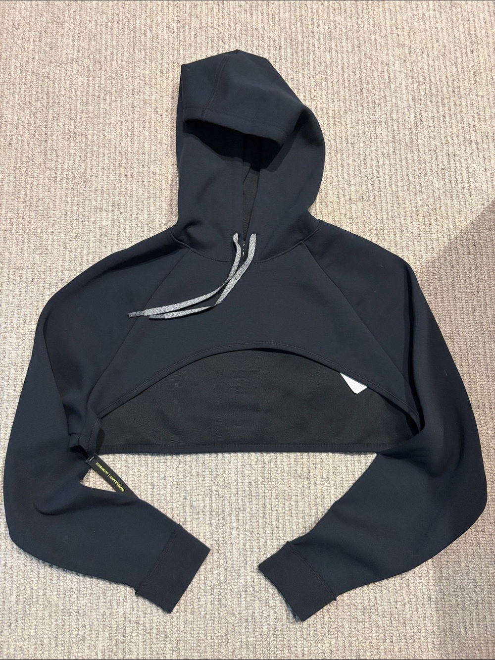 Cropped Black Nike Hooded Sweatshirt with Contrast Panel